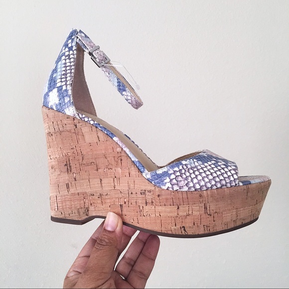 Vince Camuto Shoes - Vince Camuto Tatchen Snake Print Espadrille